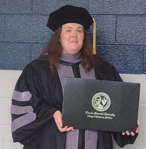 Meet your Posher, Leeann